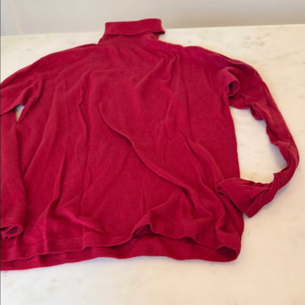 45R Women's Red Turtleneck Sweater